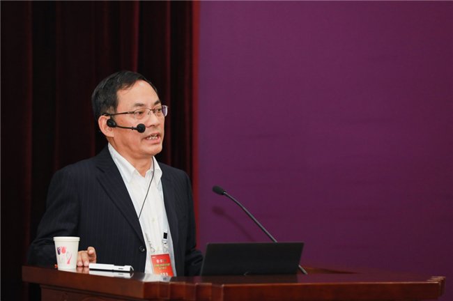 北京大学教授田刚