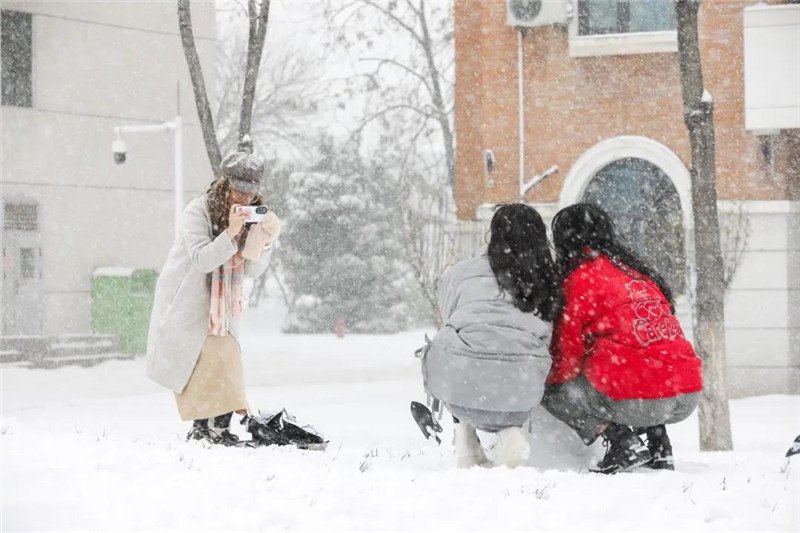 今年这场初雪真是给力咯
