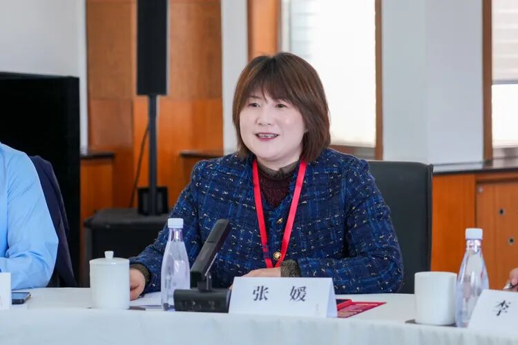来自天津