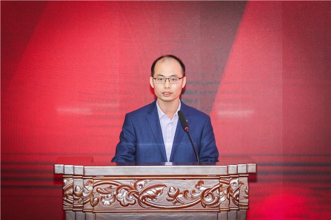 纪委书记李义丹