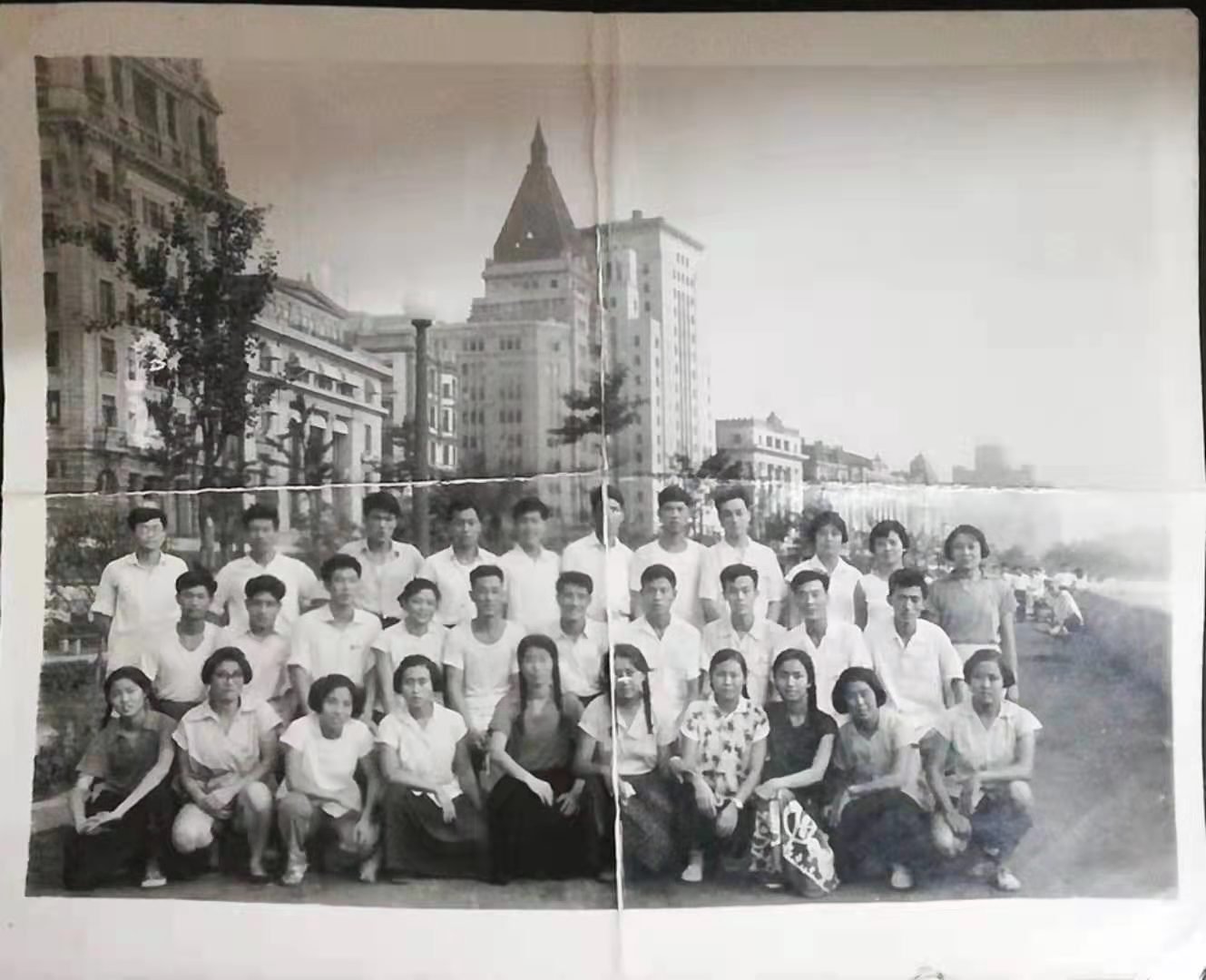 我是1960年入学Huatihui官